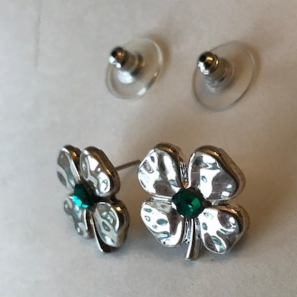 Four Leaf Clover Earrings Posts Handmade Vintage - Picture 2 of 4